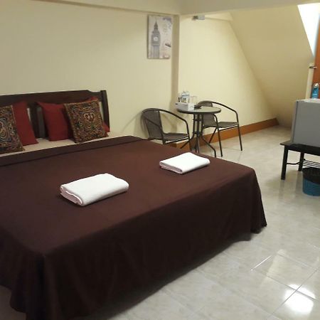 Relax Inn Ban Phe Exteriér fotografie